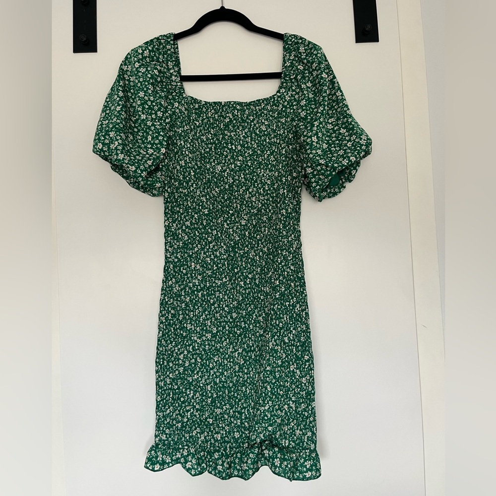 Never Worn Floral Puff Sleeve Mini Dress Square Neck Ruffle Hem Bodycon Sz M